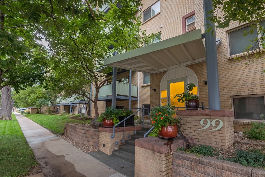 La Fonda Apartments Photo 33